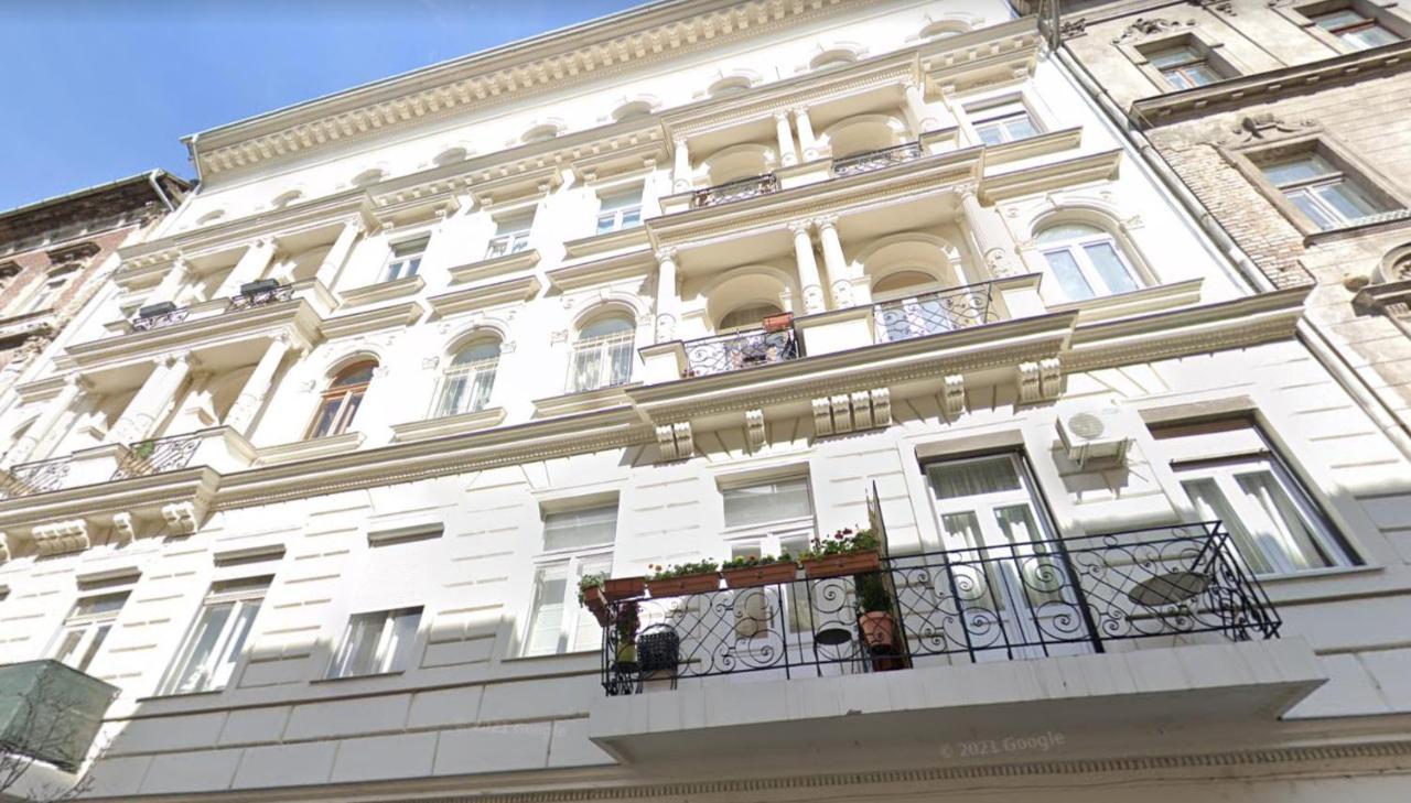 V57 Apartment Oktogon Budapest Eksteriør bilde